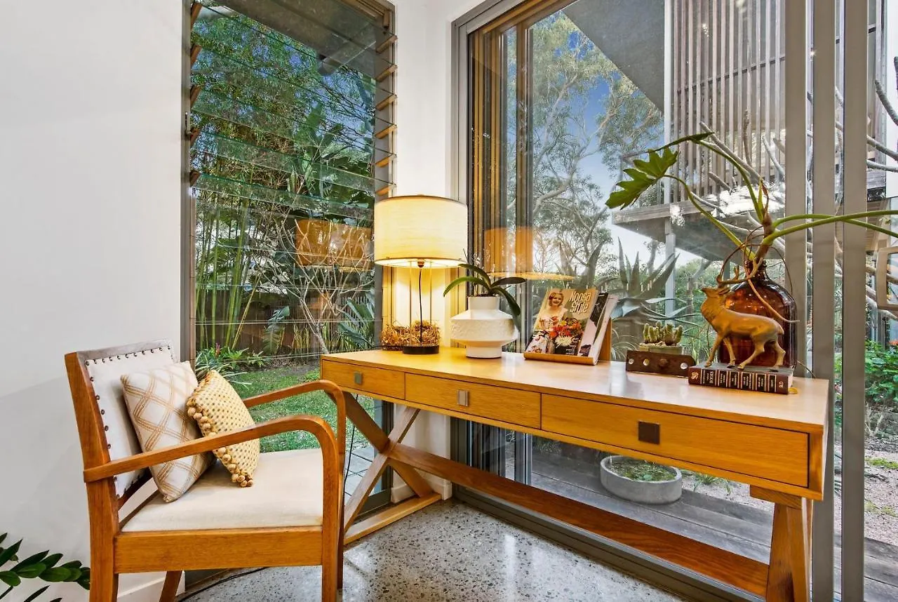 6 Jasmin Crt Marcus Beach Villa