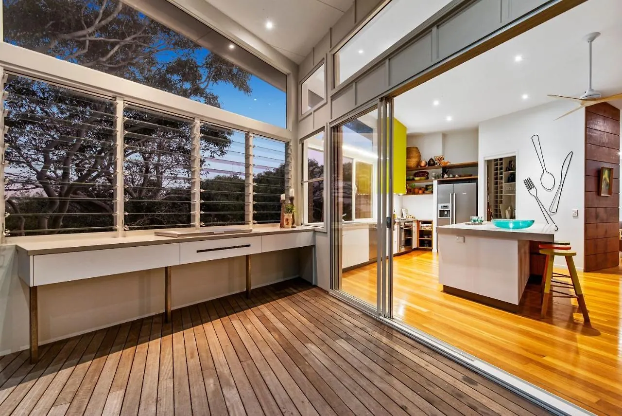 6 Jasmin Crt Marcus Beach Villa